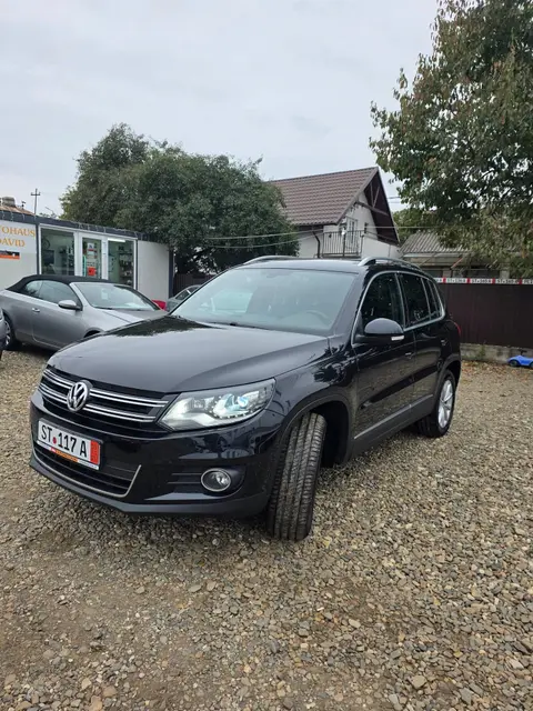 Volkswagen Tiguan 2015 • Diesel • Automată