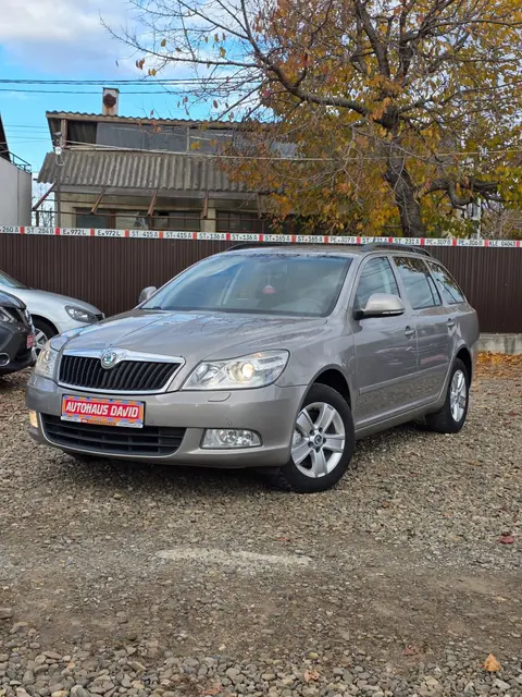 Skoda Octavia 2011 • Diesel • Automată